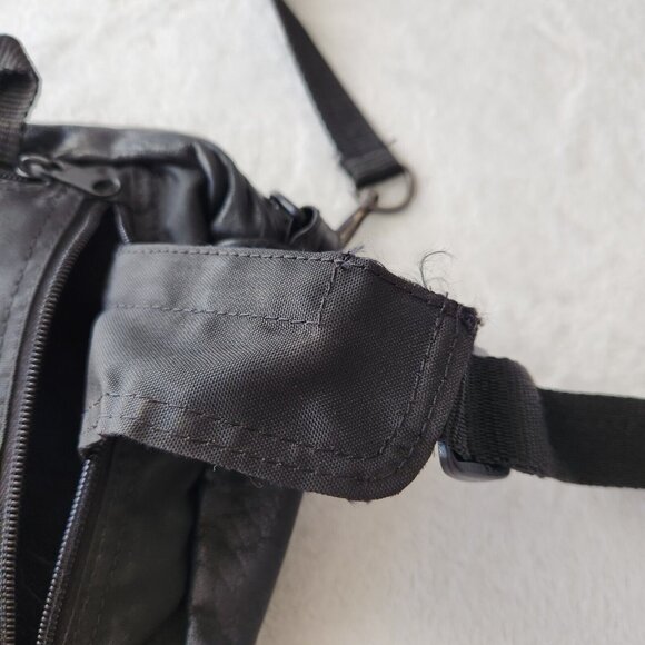 Vintage Wilsons Leather Convertible Purse Black Crossbody Fanny Belt Bag 90s Y2K - Picture 11 of 16